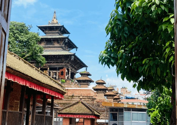 Humble British prince, prince Harry visit to penal: ‘The people and the beauty of this country make it very hard to leave’