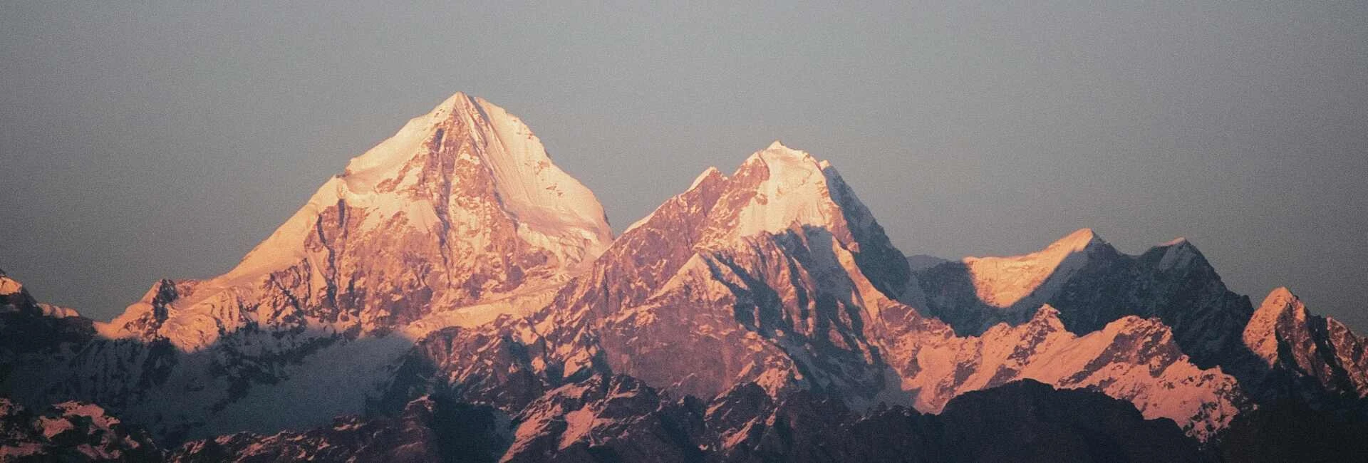 Dashain and Tihar 2026: How to Plan a Trek Around the Festivals