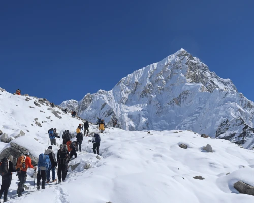 Ama Dablam Everest Region ()